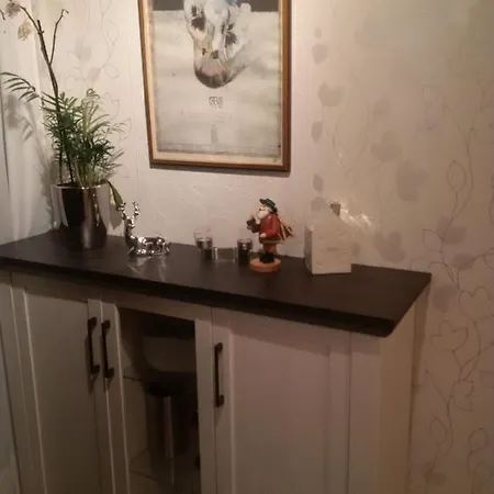 Haus Bergrose Апартаменты Busenborn